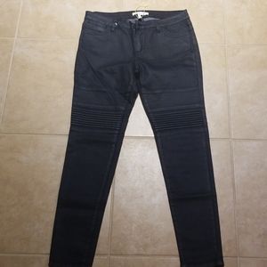 BCBGeneration Black Coated Skinny Jeans Sz 29